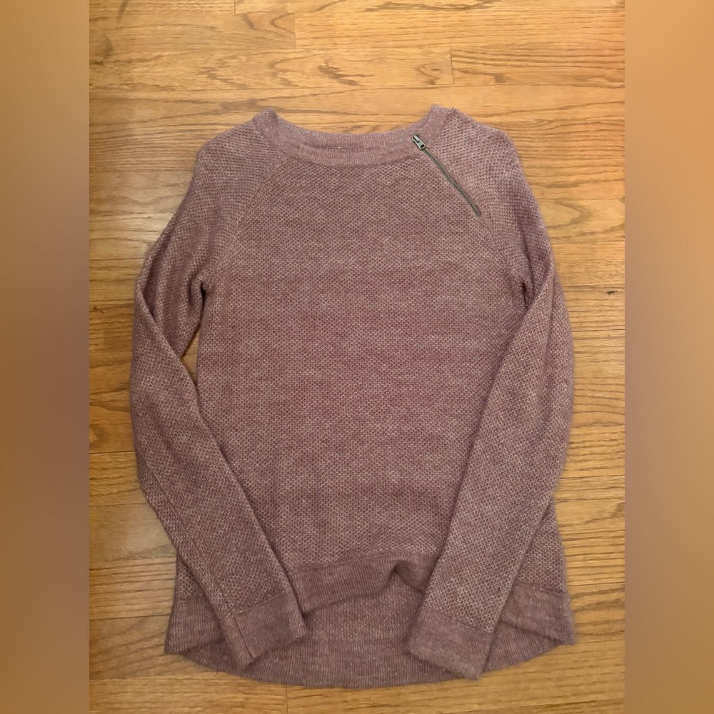 A&F sweater
